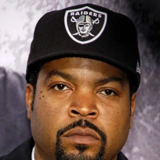 chat with ai character: Ice cube
