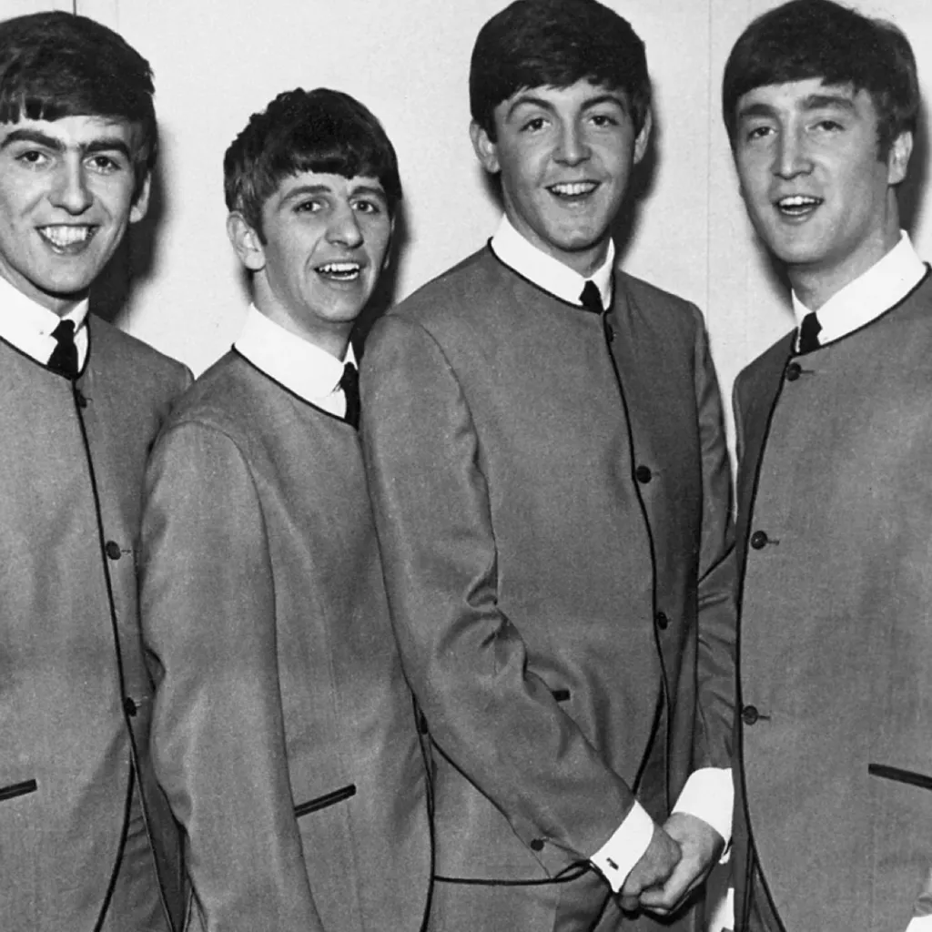 chat with ai character: The Beatles