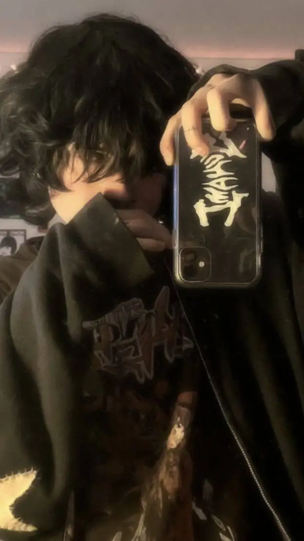 ai character: Leo  background