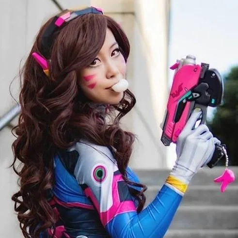 chat with ai character: Hana D.VA Song