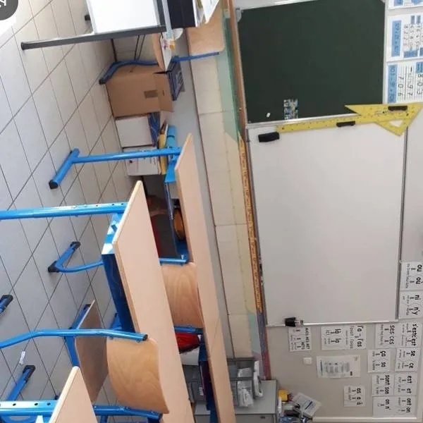 chat with ai character: torture 😈👹👺(classe