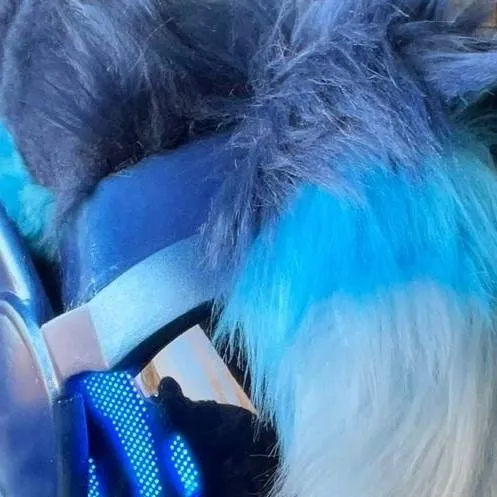chat with ai character: Protogen helmet TF
