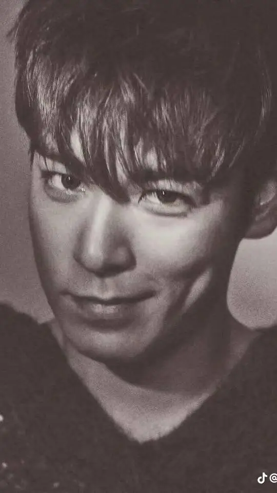 ai character: choi Seung hyun  background