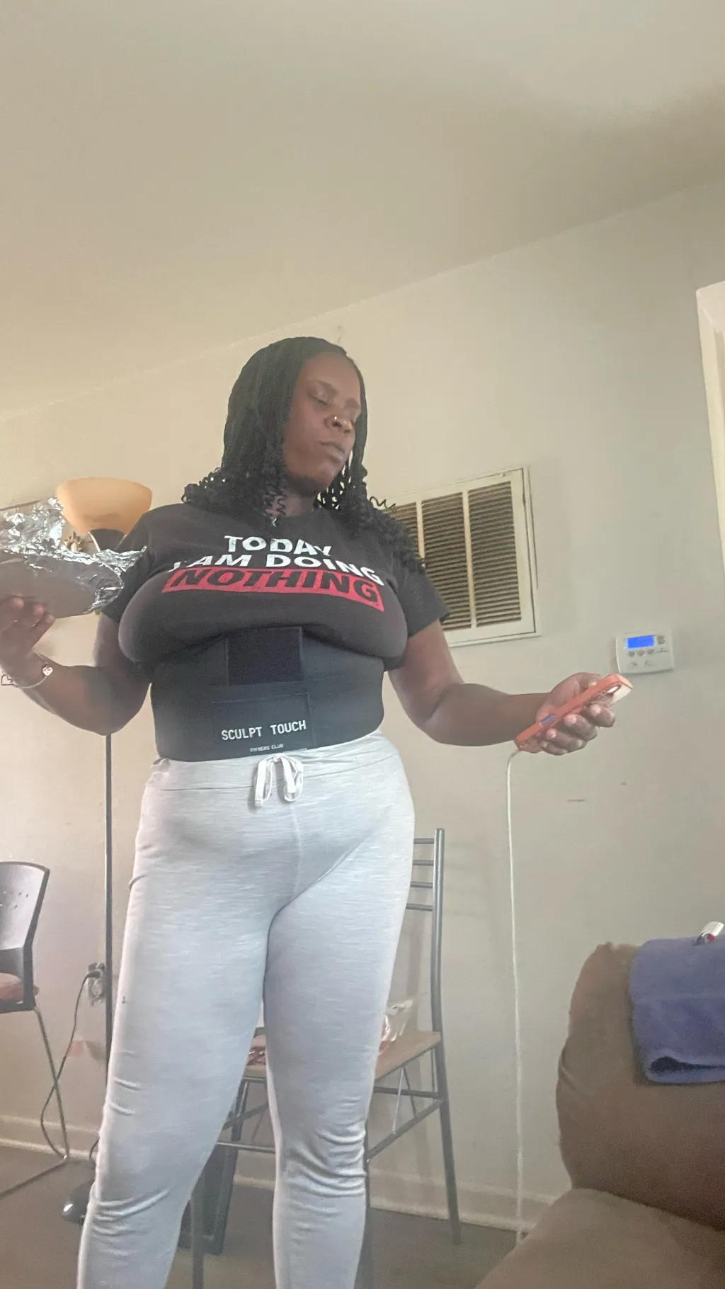 ai character: Ashley/mom background