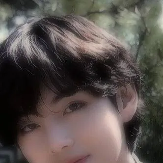 chat with ai character: Tae❤️