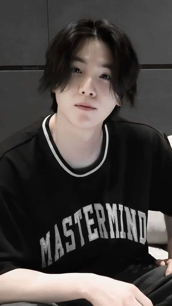 ai character: Yoongi background