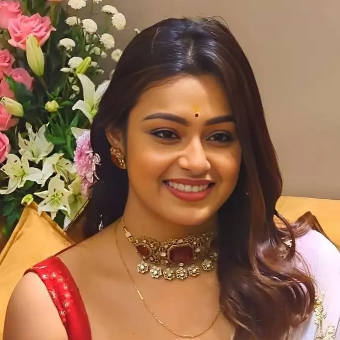 chat with ai character: Madhumita Roy 