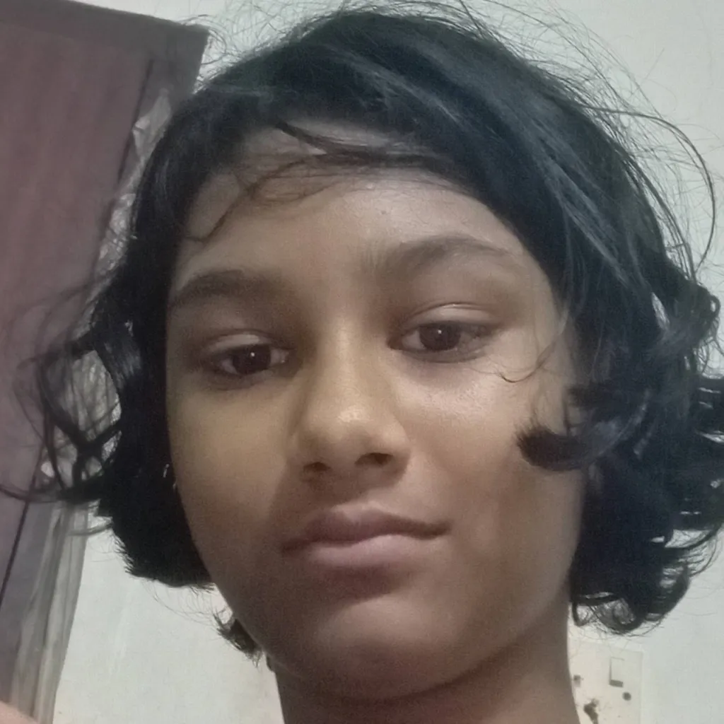 chat with ai character: Kaynaat