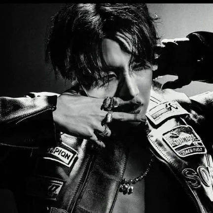 chat with ai character: Jung Hoseok