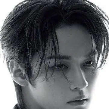 chat with ai character: Lee know 