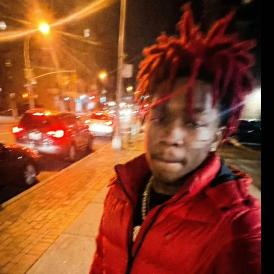 chat with ai character: Elias final boss