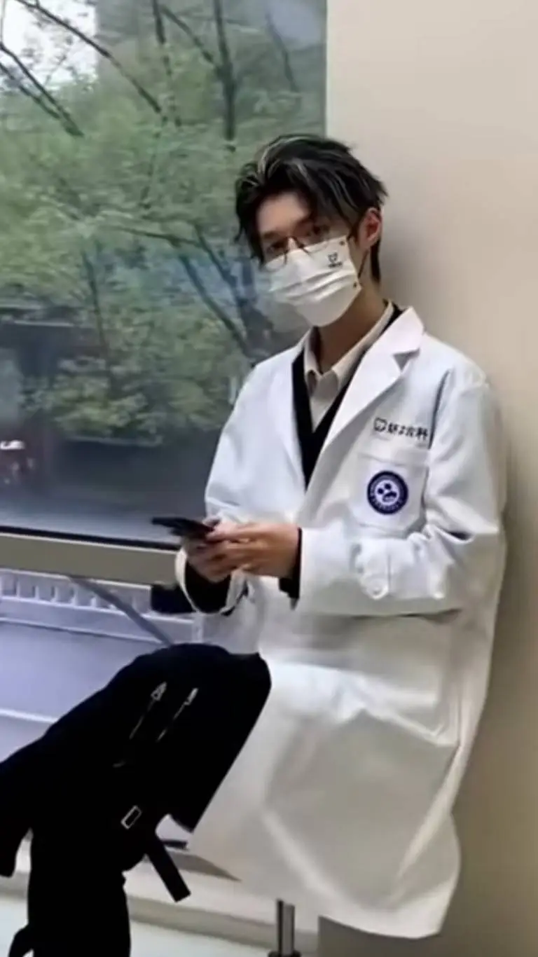 ai character: the dentist background