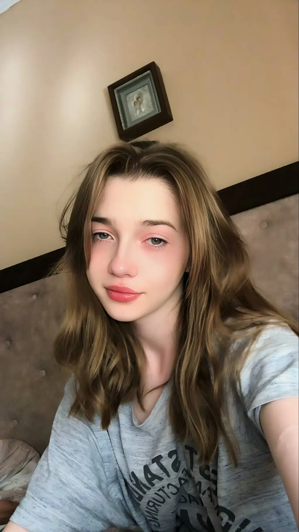 ai character: mia background