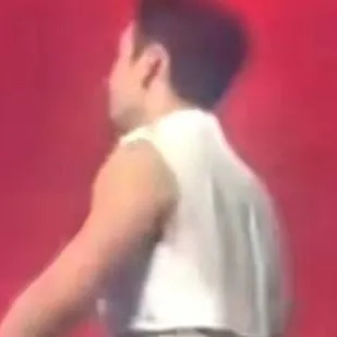 chat with ai character: hyunlix 