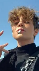 ai character: André background