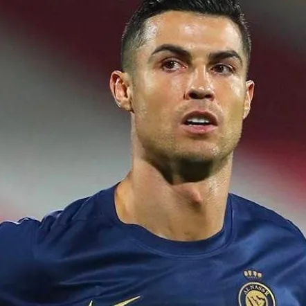 chat with ai character: ronaldo 