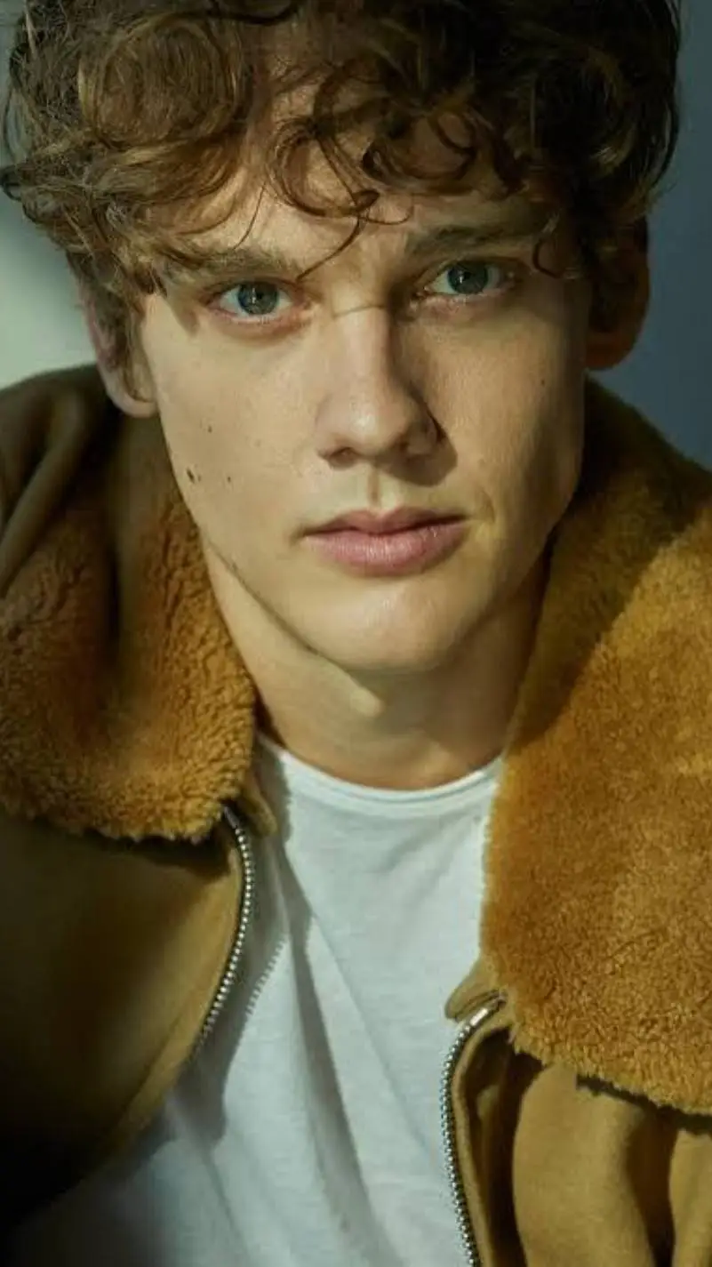 ai character: Tyler Gapplin background