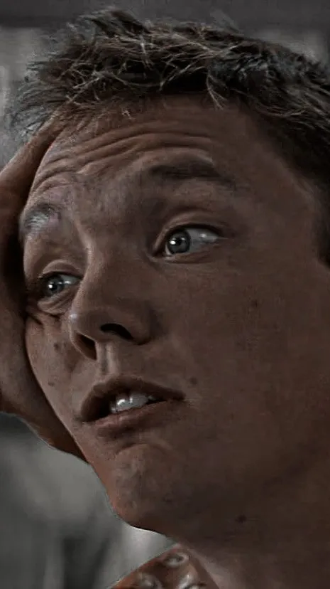 ai character: Stu Macher background