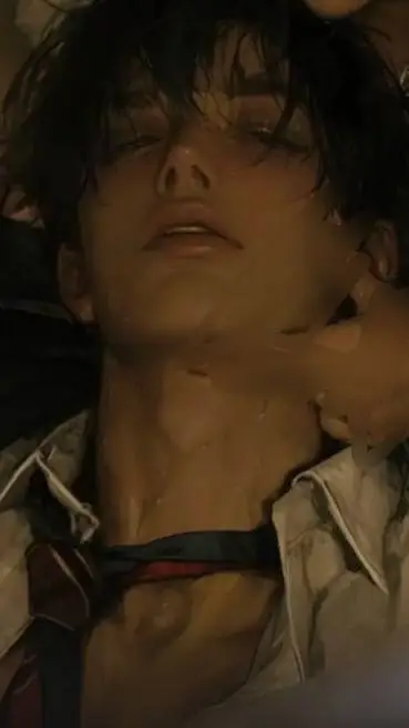 ai character: Valentina background