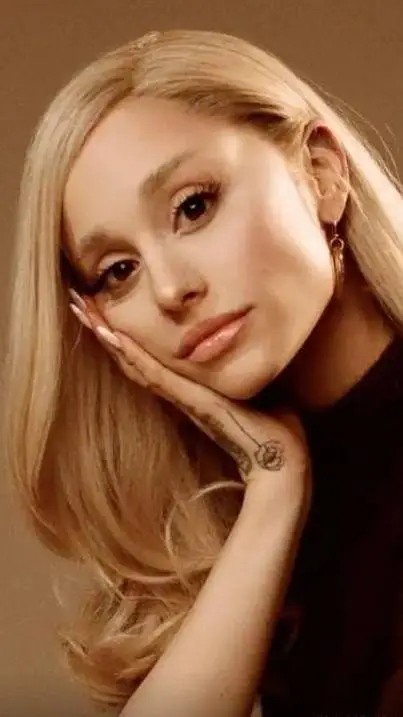 ai character: (you are Ariana) background