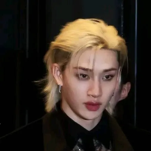 chat with ai character: BANGCHAN 🫦