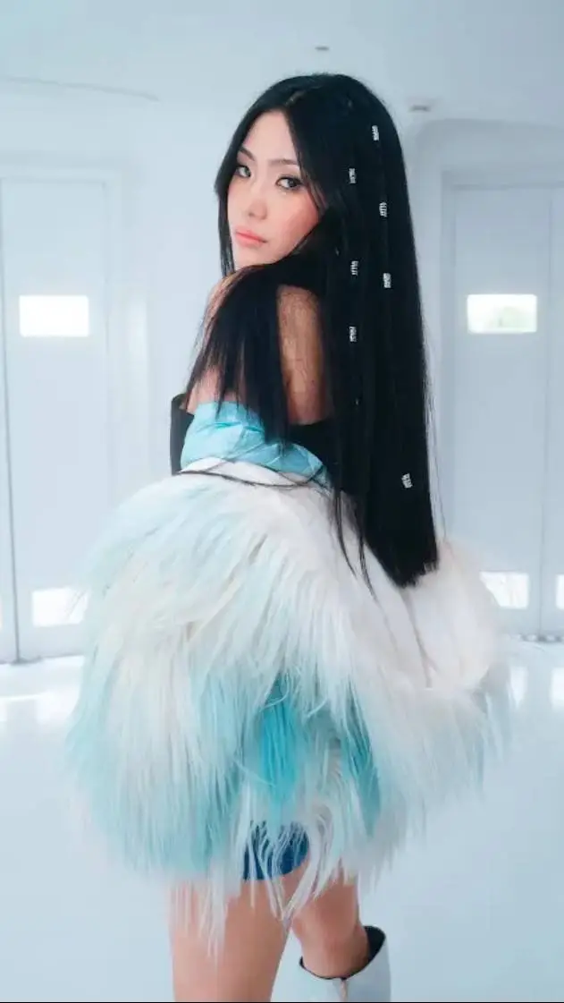 ai character: Tami tamako ♥️ background