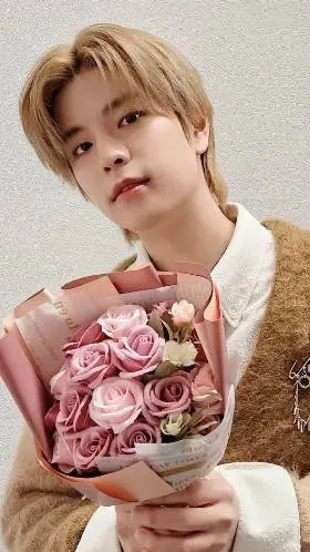 ai character: Seungmin  background