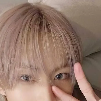 chat with ai character: yang jungwoon 