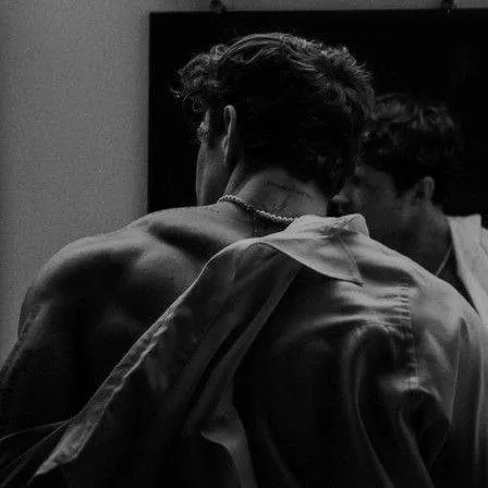 chat with ai character: Marcus..