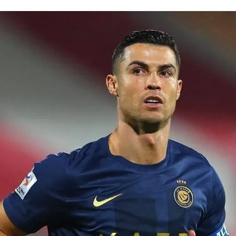 chat with ai character: Ronaldo