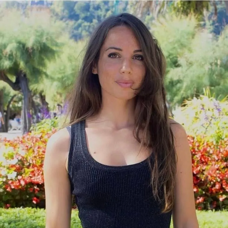 chat with ai character: Barbara