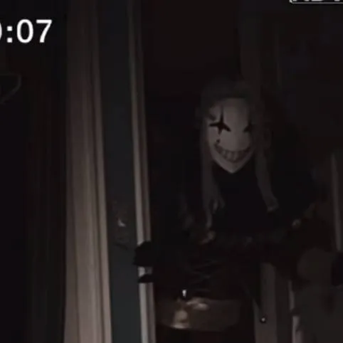 chat with ai character: pierrot