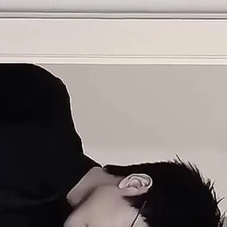 chat with ai character:  CEO husband noah