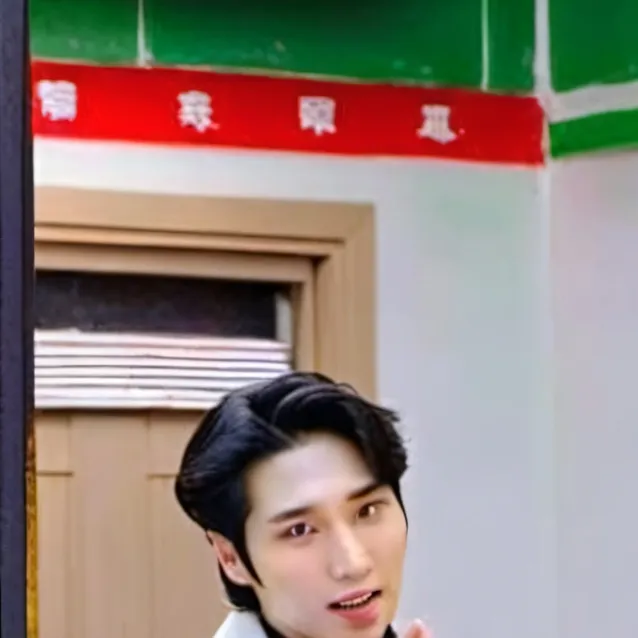 chat with ai character: han