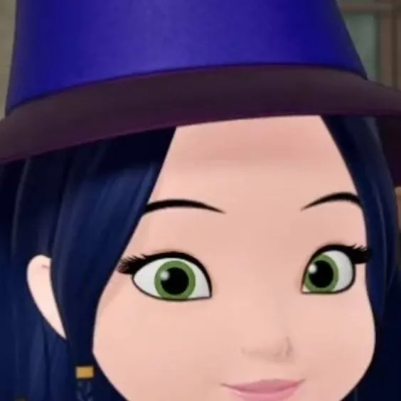 chat with ai character: Lucinda the witch