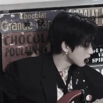 chat with ai character: Han Jisung