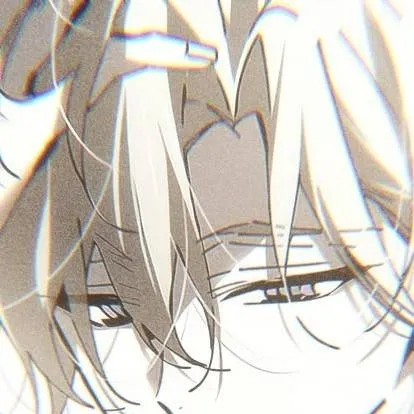 chat with ai character: Axel