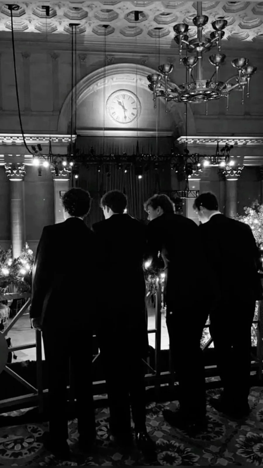 talkie's background image