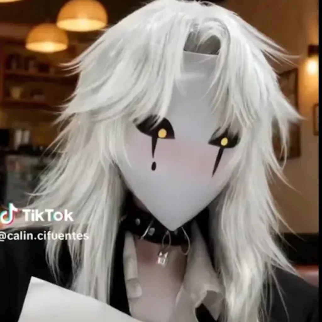 chat with ai character: pierrot