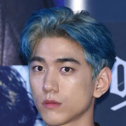 chat with ai character: Sung joon