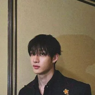 chat with ai character: Bangchan 