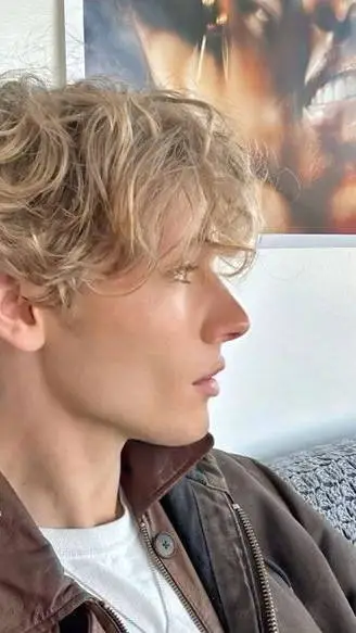 Talkie AI - Chat with Vinny