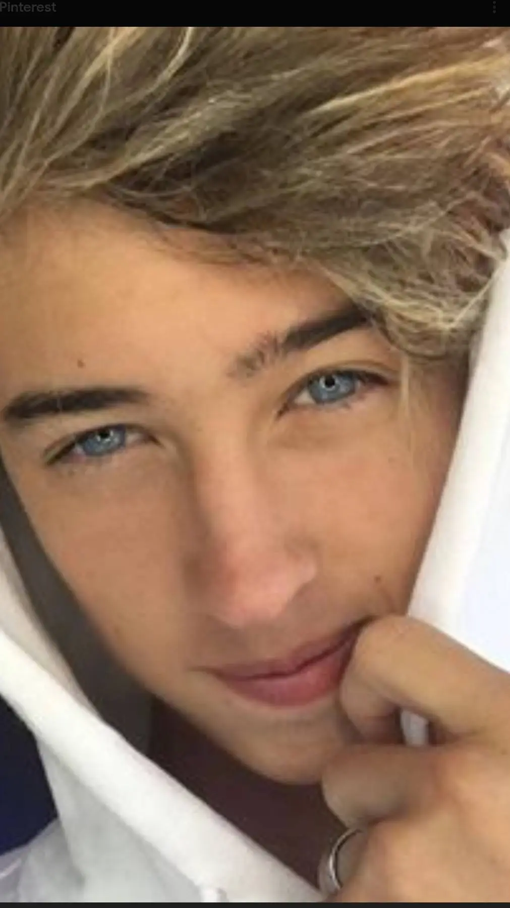 ai character: mavrik baker background