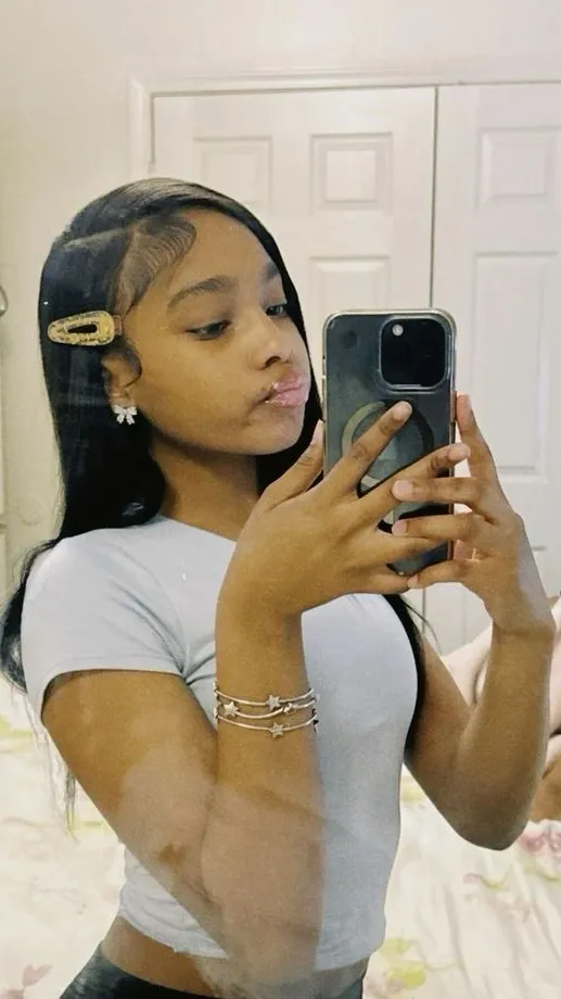 ai character: Jayda👸🏾 background