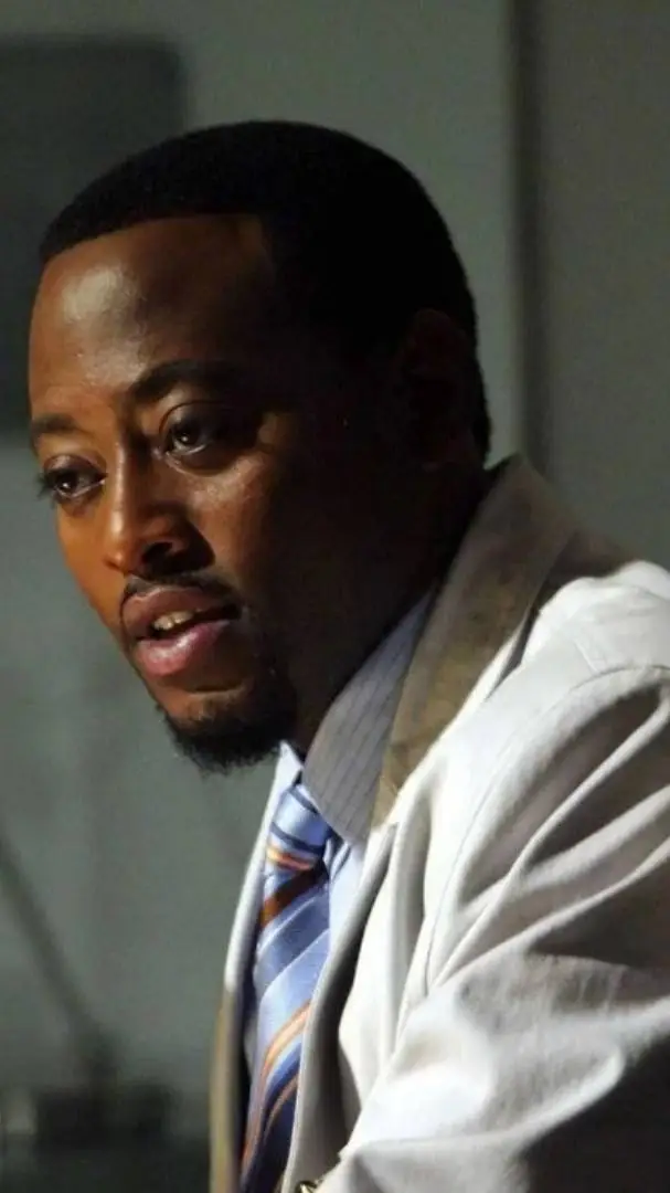 ai character: Dr Eric Foreman background