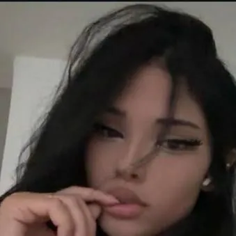 chat with ai character: ♡☆Romy ☆♡