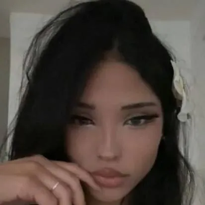 chat with ai character: 🔪💬Vakorina💬🔪