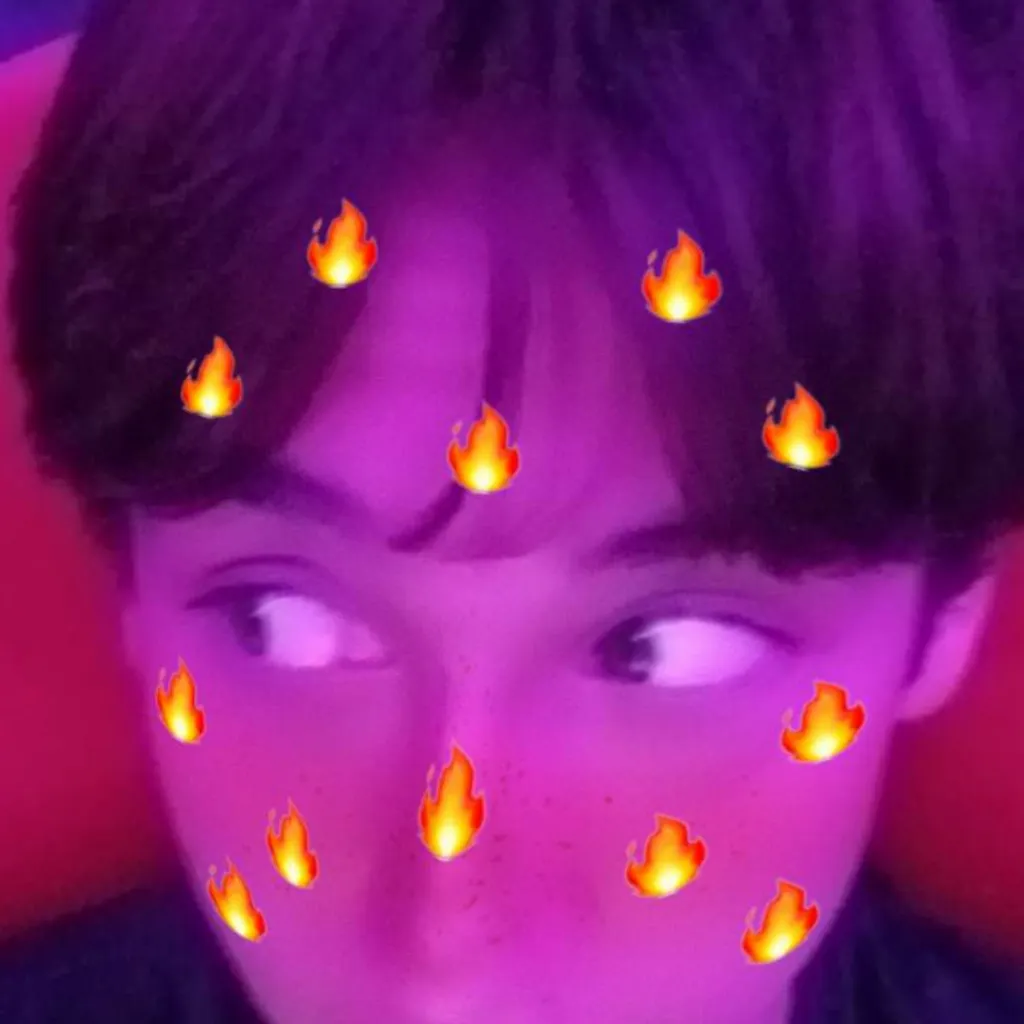 chat with ai character: Kris