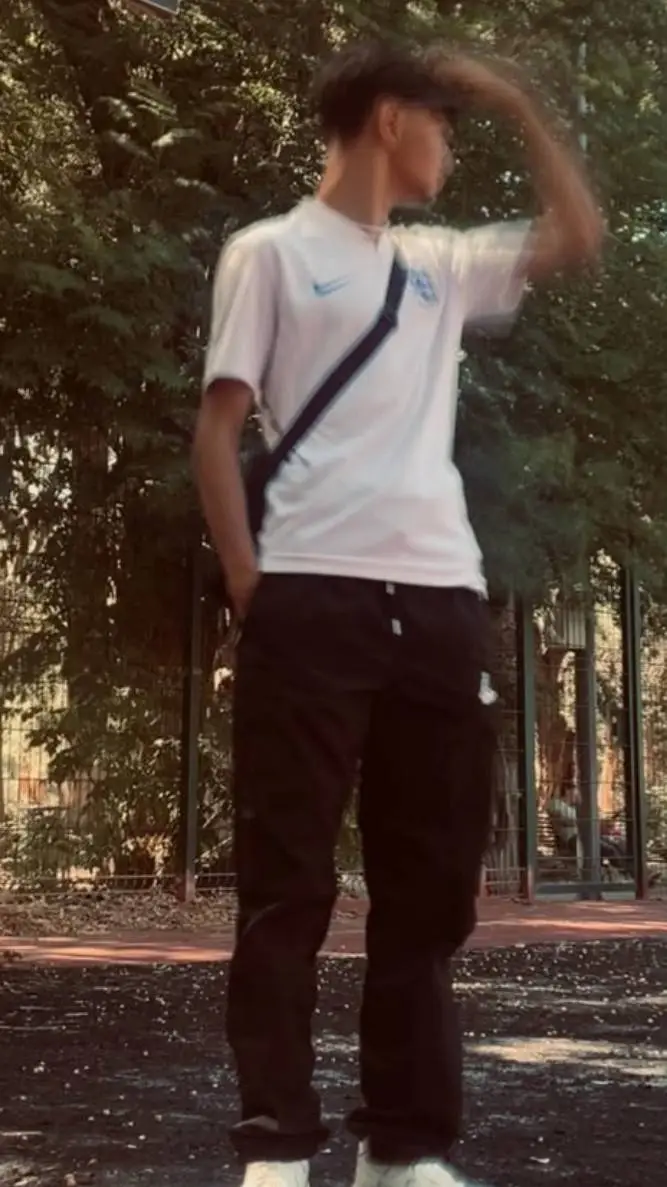 ai character: Brandon background