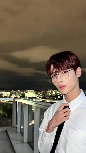 ai character: Ampers&one  background